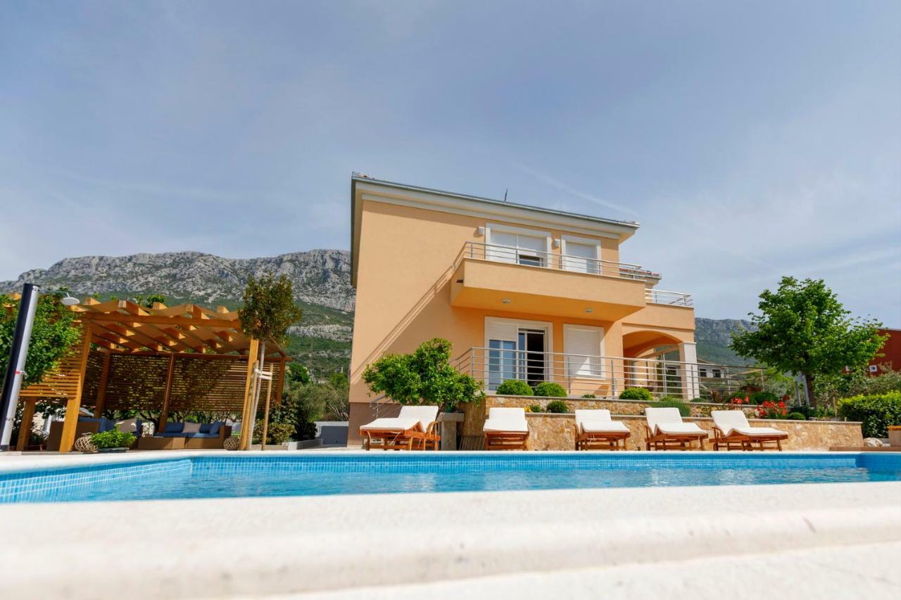 Luxury Villa Castrum Kaštela Extérieur photo