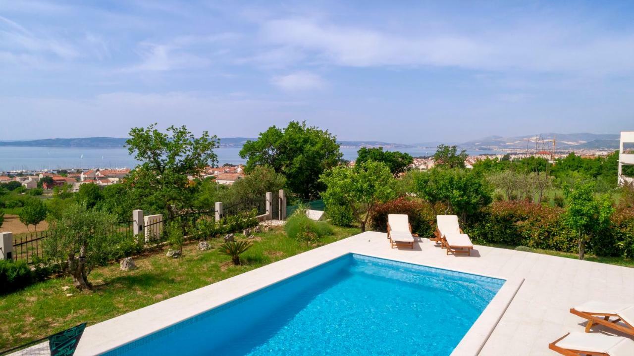Luxury Villa Castrum Kaštela Extérieur photo