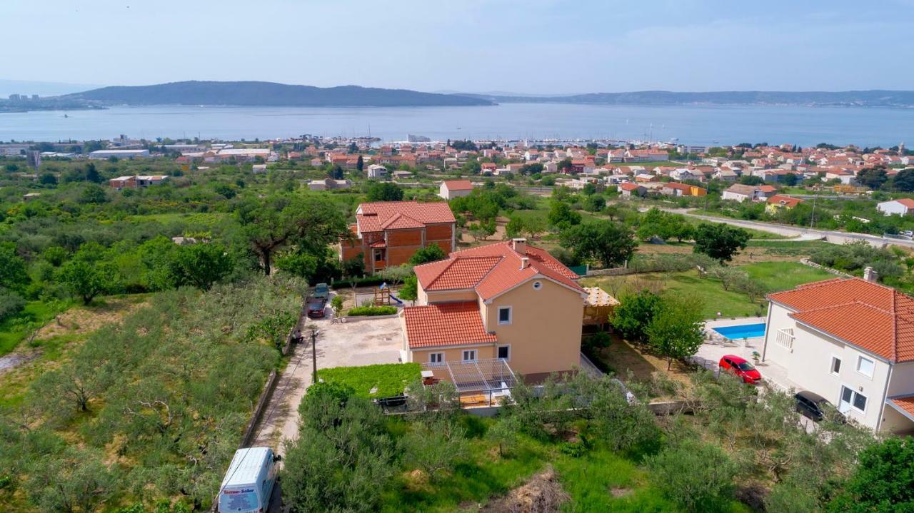 Luxury Villa Castrum Kaštela Extérieur photo